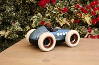 Playforever Spielzeugauto Egg Scrambler mit Pilot Karlos-2