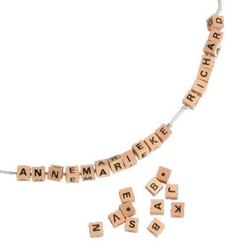 Goki Holz Buchstabenwürfel Alphabet Perlen Set 300 Stück Lernspielzeug-2