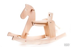 Bajo Schaukelpferd mit Armlehne - Holzspielzeug für Kinder