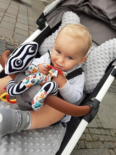 Mom's Care Babyspielzeug Spirale schwarz weiß Rassel Kinderwagen-3