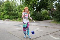 BS Toys Diabolo - Outdoor Jonglier Spielzeug Kinder - Blau - Zirkus-3