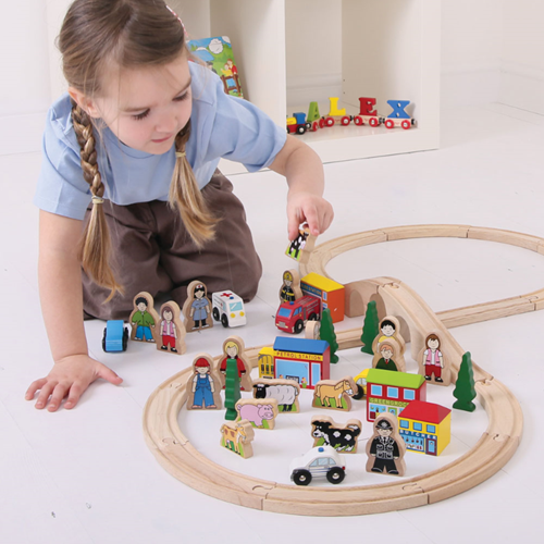 BigJigs Holz Eisenbahn Zubehör - Erweiterungsset mit Figuren & Gebäuden-3